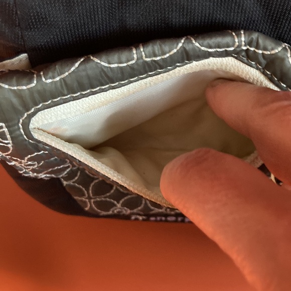 Sherpani Piperle Crossbody - Picture 7 of 13